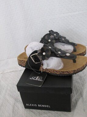 NIB - Alexis Bendel Sandals - 6